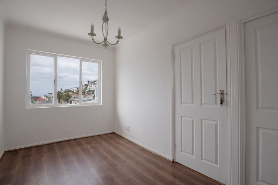 To Let 2 Bedroom Property for Rent in Fish Hoek Western Cape